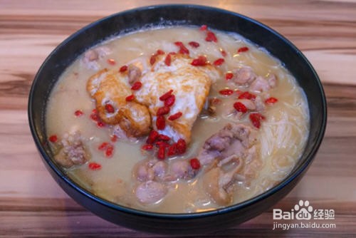 詹姆士的厨房里麻油鸡空心面线