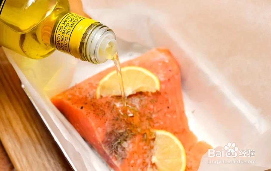 如何烘烤三文鱼
