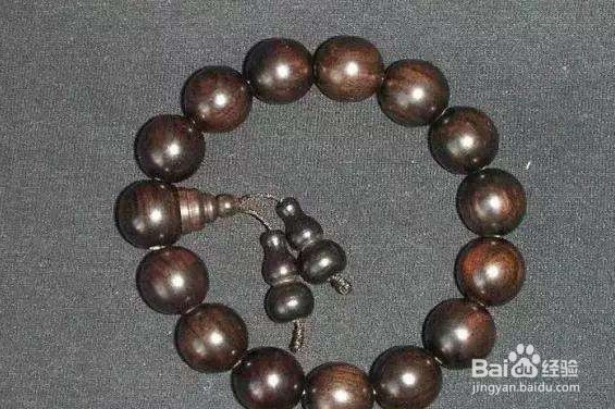 怎样挑选紫光檀手串?