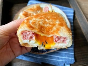 本宝宝喜欢吃的掉渣饼