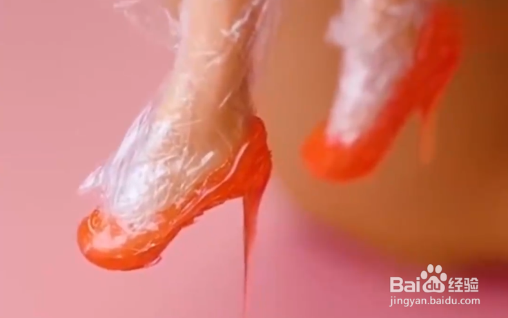 如何给芭比娃娃做东西