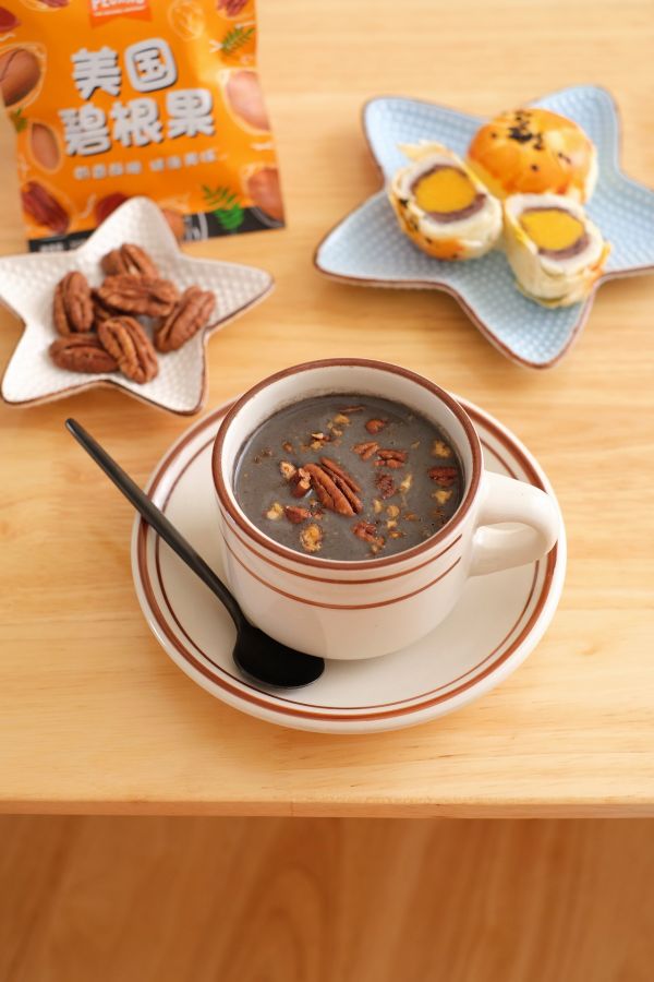 碧根果黑芝麻糊