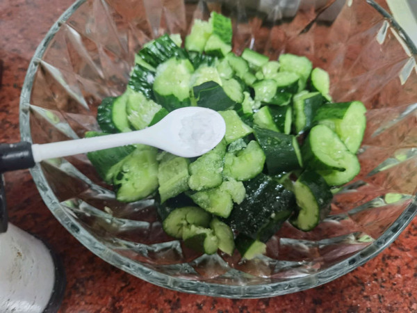 黄瓜凉拌黑木耳