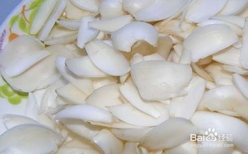 养阴润肺的保健饮品——百合莲藕梨汤