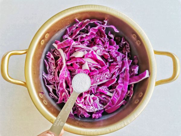 凉拌酸辣紫甘蓝