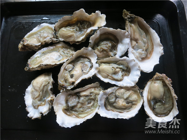 蒜蓉生蚝烤烤更美味