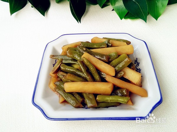 土豆烧豆角的做法