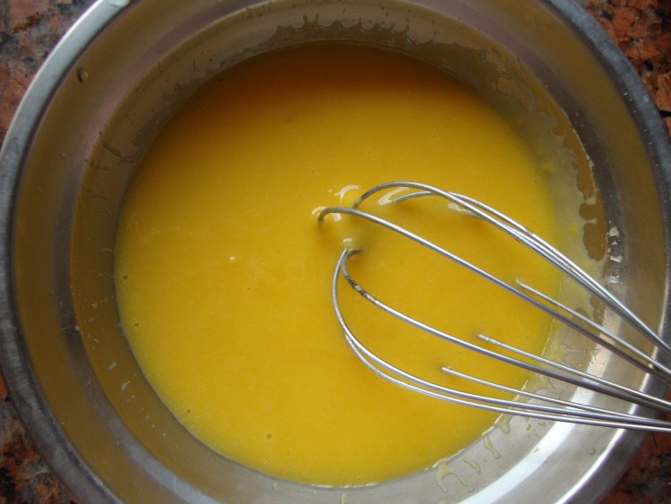 外婆做的芒果戚风蛋糕，吃了还想吃！