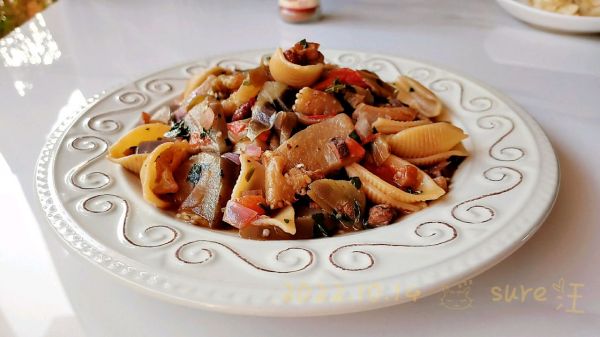 茄茄葱香肉酱面