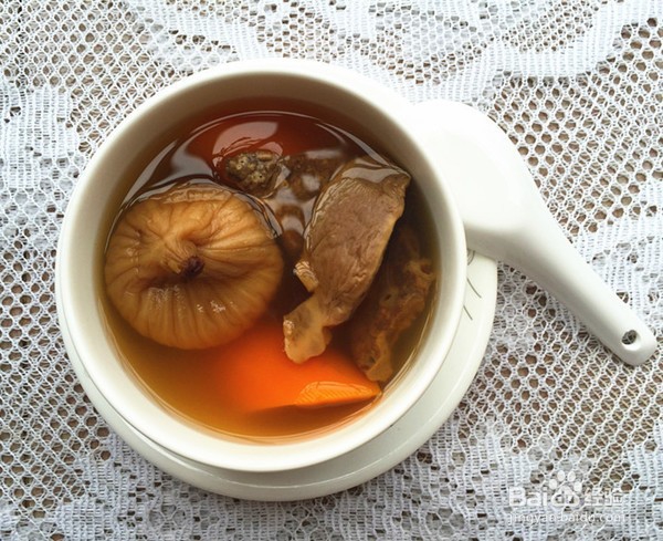 如何自制无花果煲猪肺汤