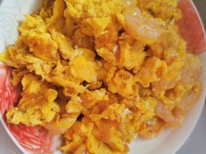 虾仁炒鸡蛋的做法