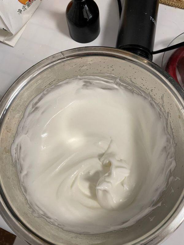 荔枝杨梅蛋糕卷