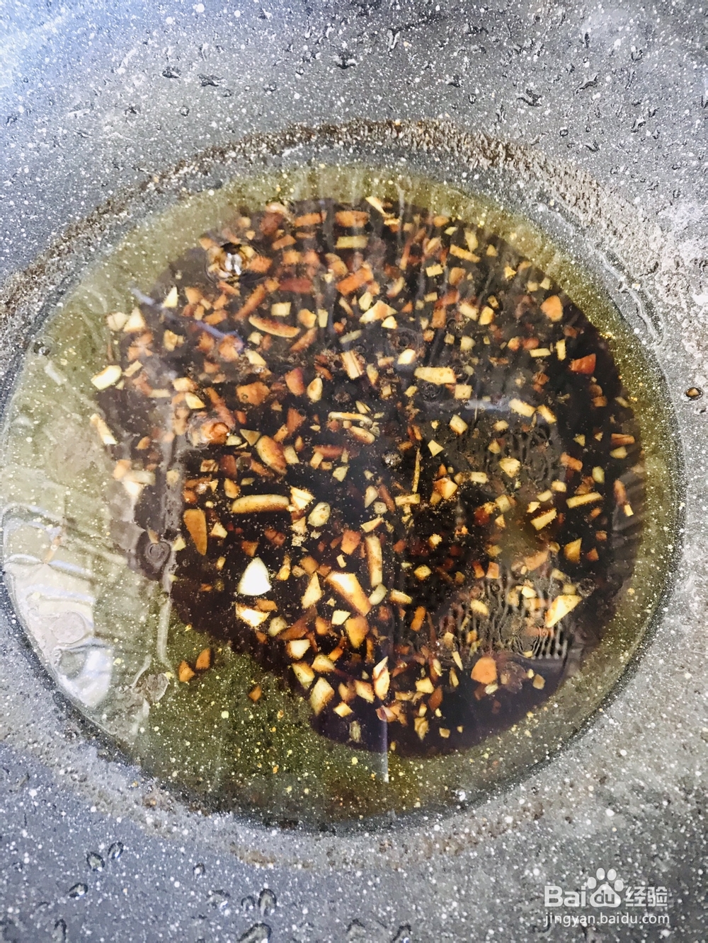 新手简单做葱油拌面