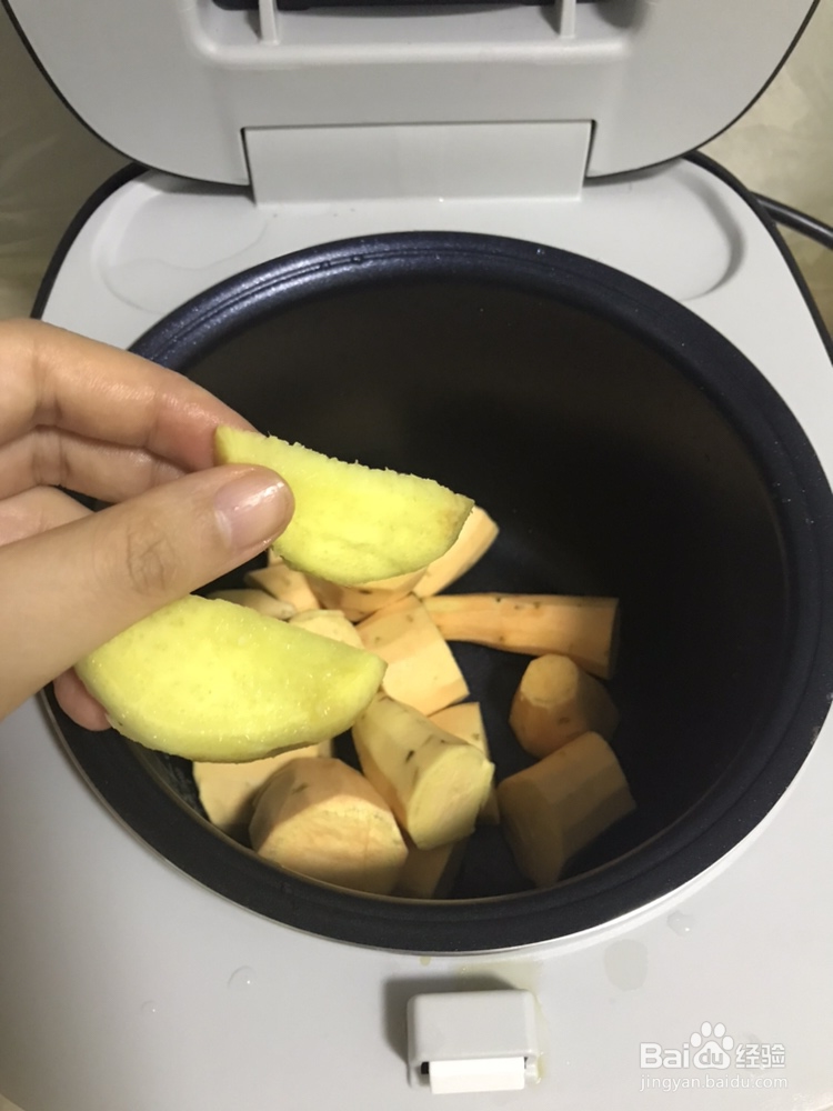 诱惑味蕾的红枣银耳番薯糖水