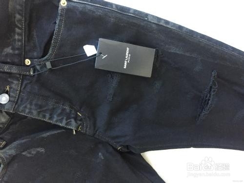 黑色牛仔裤第一次怎么洗不掉色