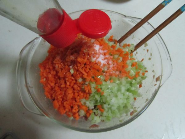 佛手瓜三鲜锅贴