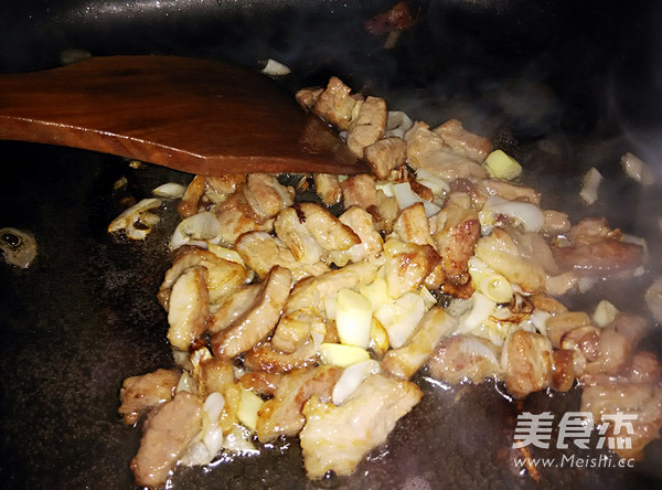 香菇豆干煲仔饭