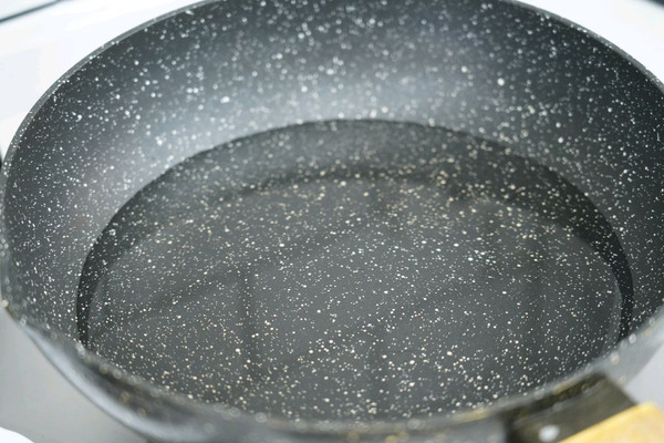 金汁鲍鱼松茸鸡汤