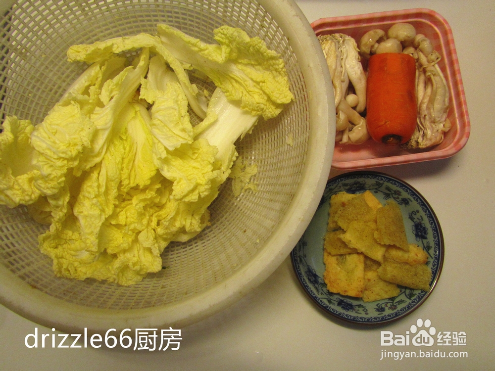 娃娃菜菌菇炖土豆薄饼的做法（附土豆薄饼做法）
