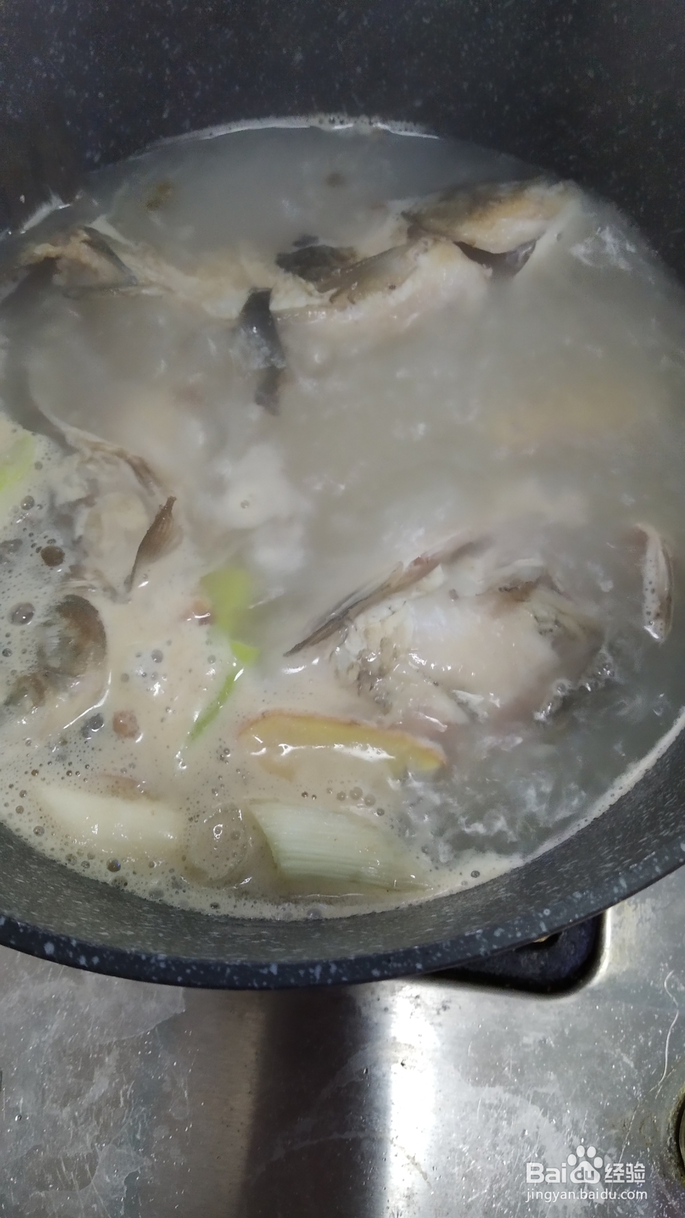 怎么做稠白鲫鱼汤?