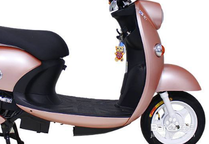 电瓶车电池用了一年放电太快怎么办