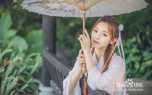 PS怎么把照片转手绘线稿淡彩效果