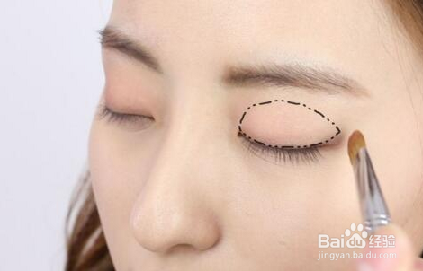 简单的韩国学生妆