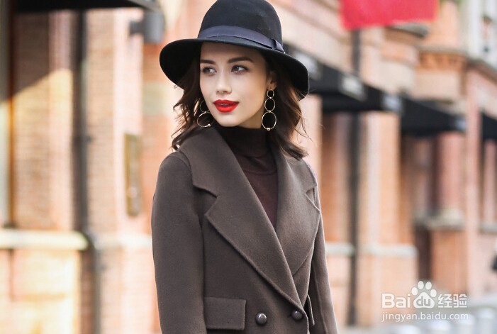 冬天如何挑选羊绒大衣？