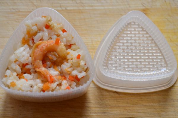 北极虾麦仁饭团