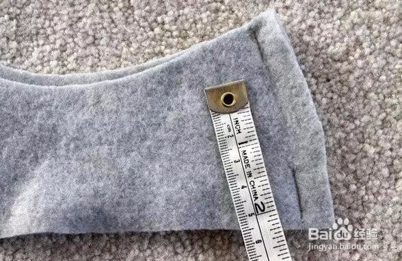 几个步骤就能让旧毛衣变为家居鞋