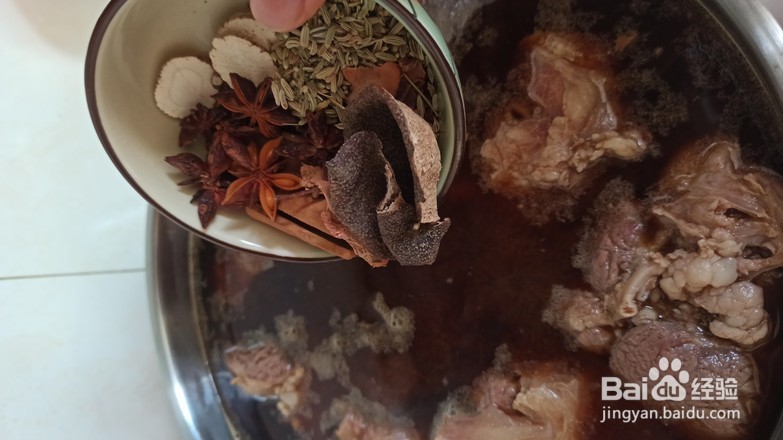 特色酱牛肉的做法