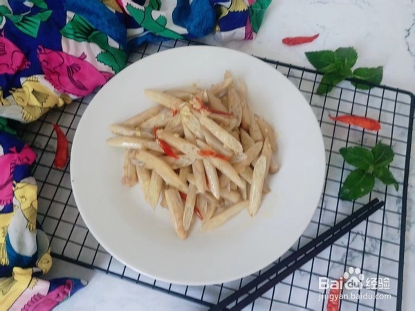 酸脆藕心菜的做法