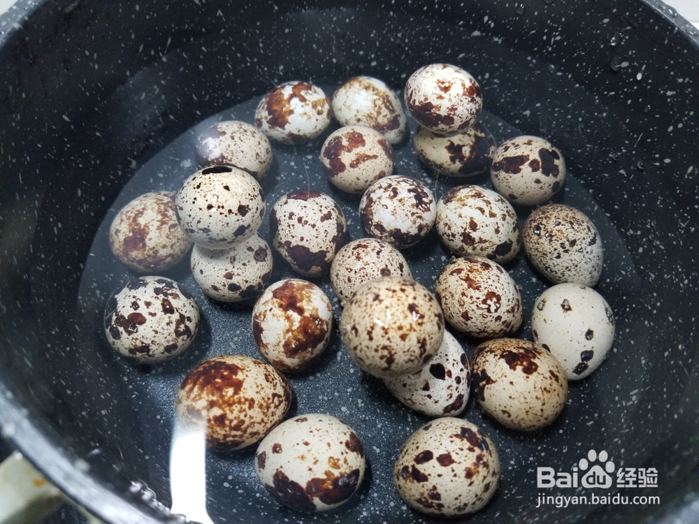 好吃入味的五香卤鹌鹑蛋