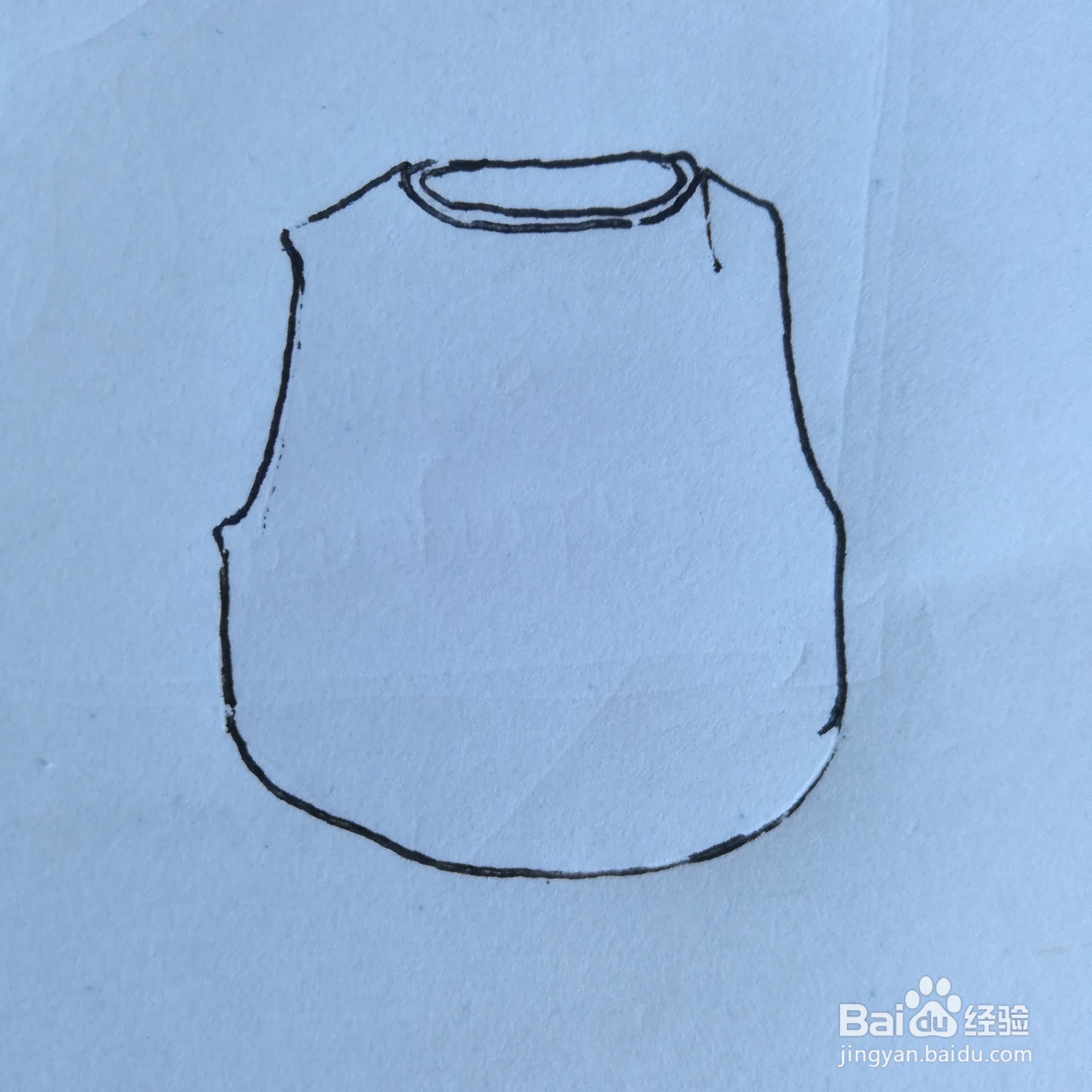 怎么画幼儿围兜简笔画