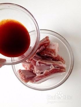 甜辣小米蒸羊排怎么做?家常做法详细教程