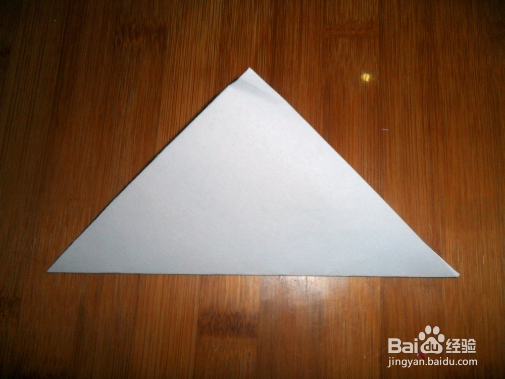 怎样用皱纹纸做卷花？