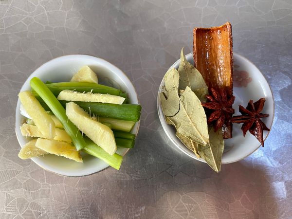 桂花鹌鹑蛋红烧肉