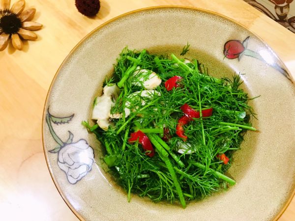 凉拌口蘑茴香菜