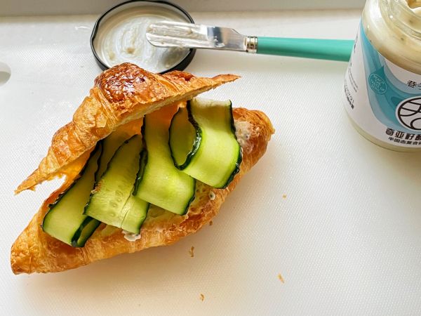 三文鱼夹心三明治