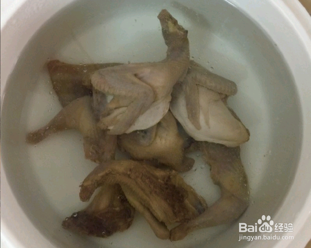 如何做出清炖鸽子汤？