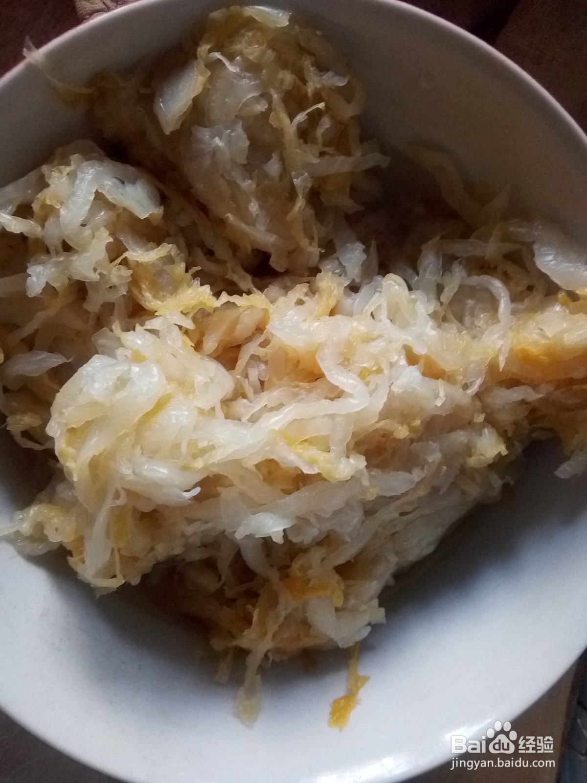 冻豆腐酸菜炖五花肉