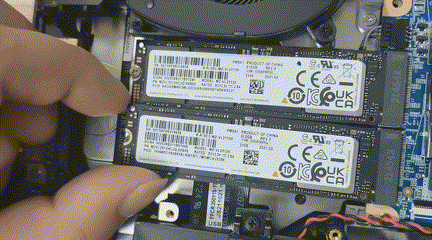 机械师游戏本星辰17 如何升级硬盘内存?