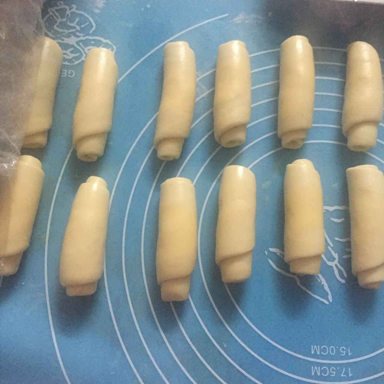 美味香甜蛋黄酥,记忆中的味道!