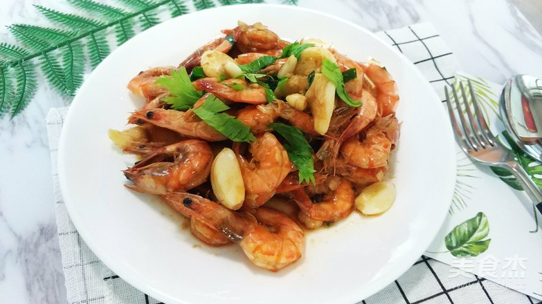 蒜香砂锅干锅虾