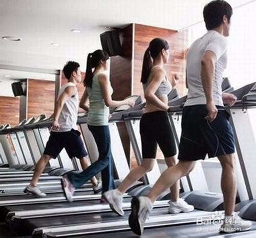 萝莉面孔，金刚身材的女人们，后几张更辣眼睛