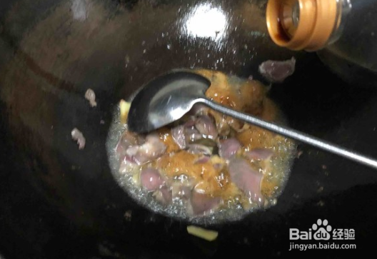 大蒜炒鸭肫的做法