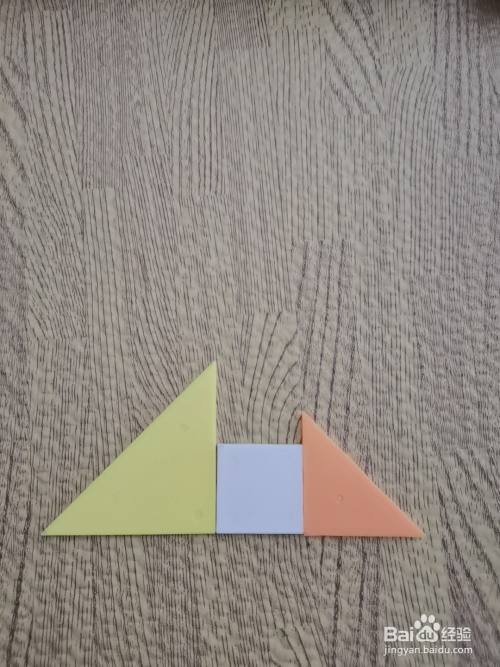 如何用七巧板拼一座户外儿童游乐城堡