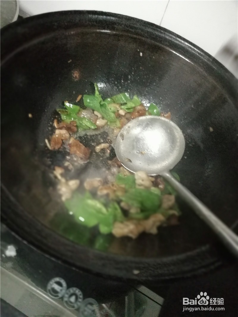 肥肠炒青辣椒