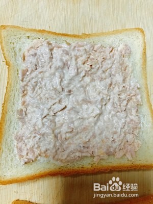 金枪鱼蛋皮三明治的做法