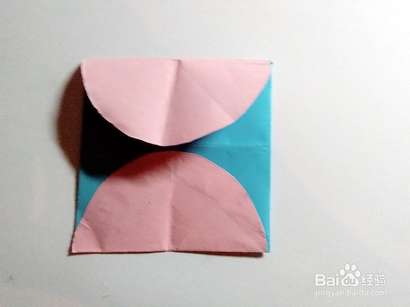 用圆纸片制作个性信封